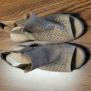 Torrid block heel bootie size 8w